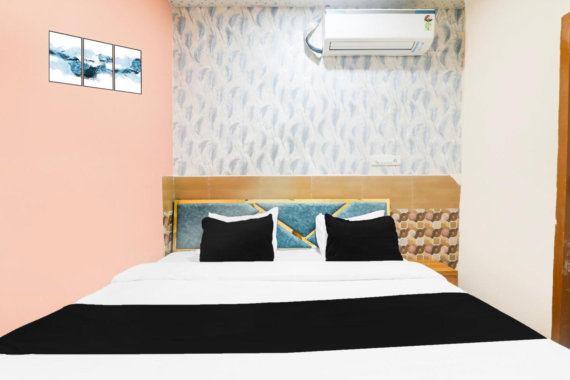 Hotel O V. K Palace Inn Lucknow Ngoại thất bức ảnh