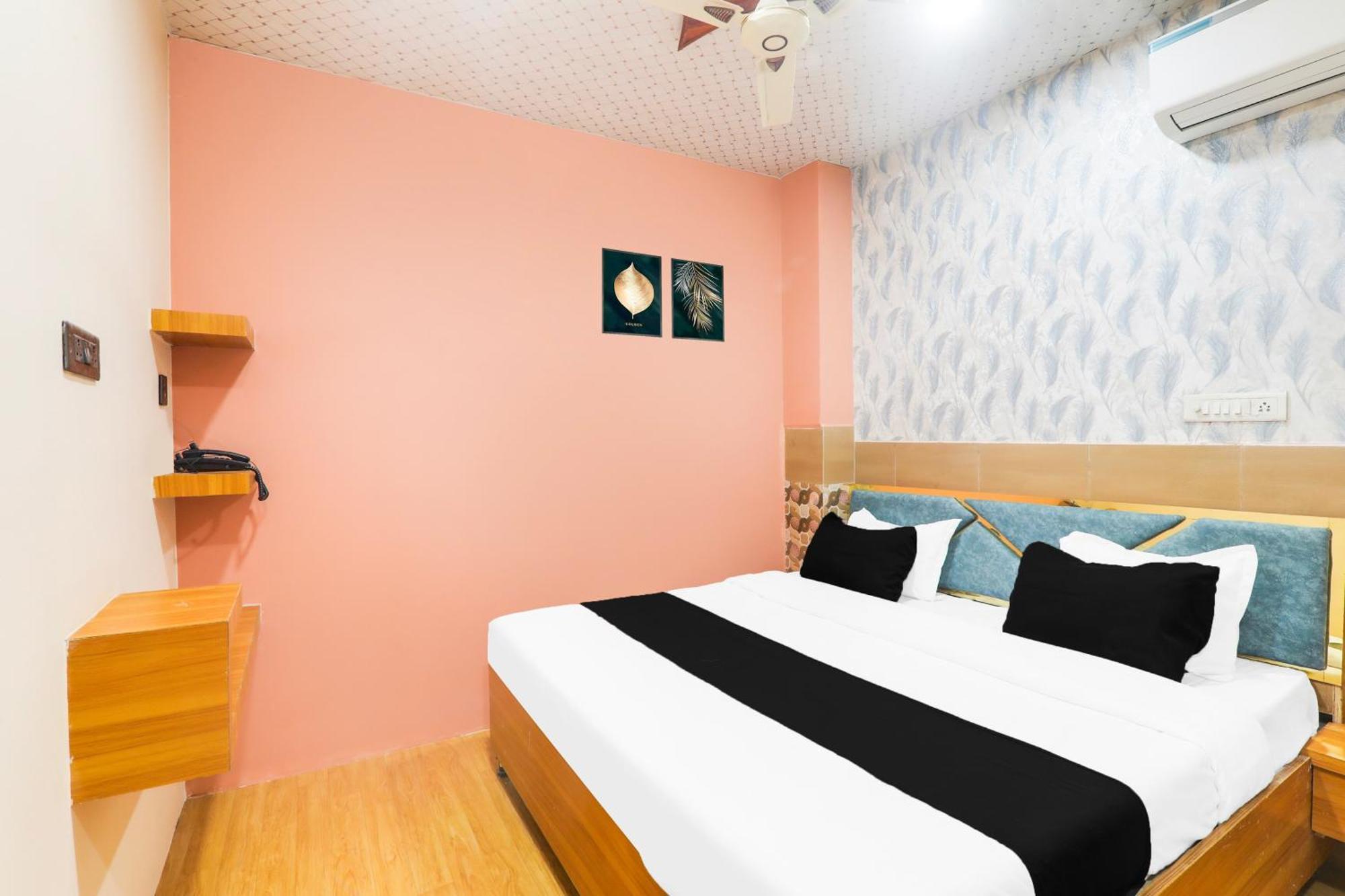 Hotel O V. K Palace Inn Lucknow Ngoại thất bức ảnh