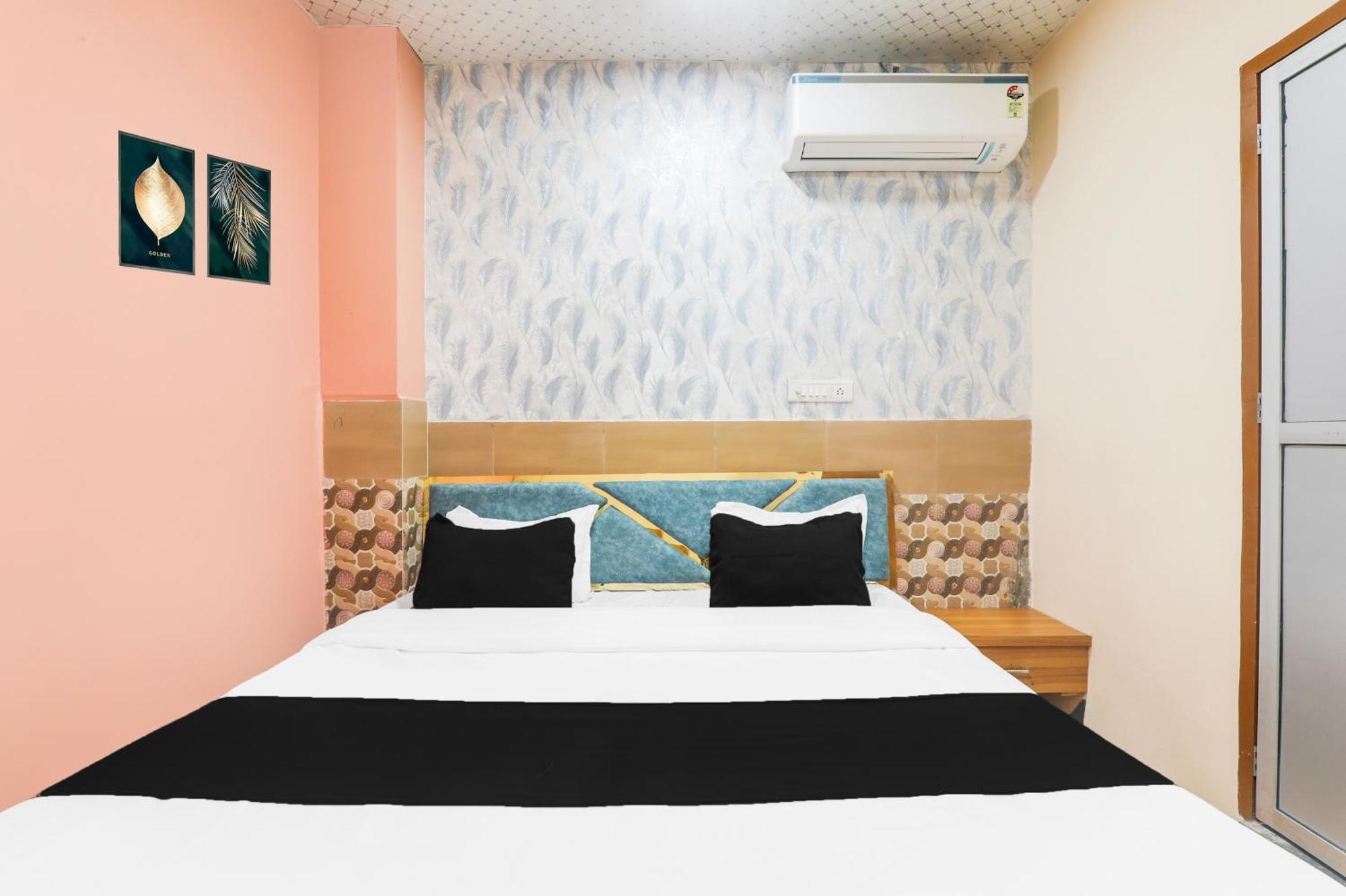 Hotel O V. K Palace Inn Lucknow Ngoại thất bức ảnh