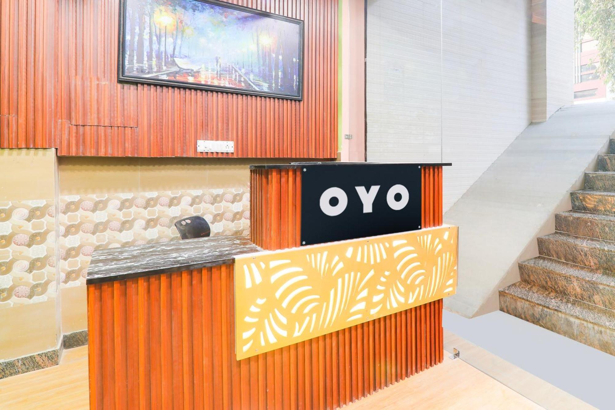 Hotel O V. K Palace Inn Lucknow Ngoại thất bức ảnh